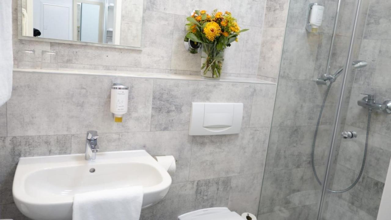 Plaza Inn Hannover City Nord Екстериор снимка